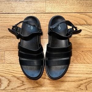 Mix No. 6 Sandals size: 7.5